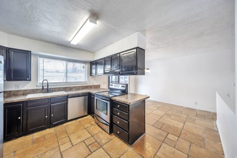 Tiny photo for 2969 S 625 W, Bountiful, UT 84010 (MLS # 2182214)
