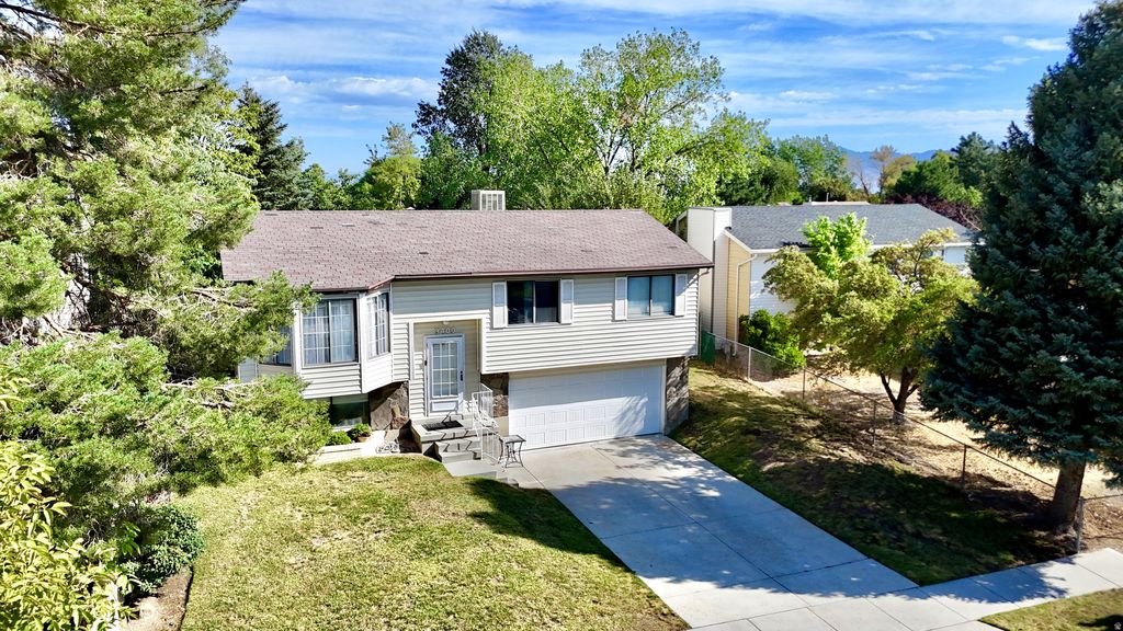 Photo of 3400 W 5620 S, Salt Lake City, UT 84129 (MLS # 2131827)