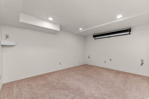 Tiny photo for 789 E SHERWOOD DR, Kaysville, UT 84037 (MLS # 2161708)