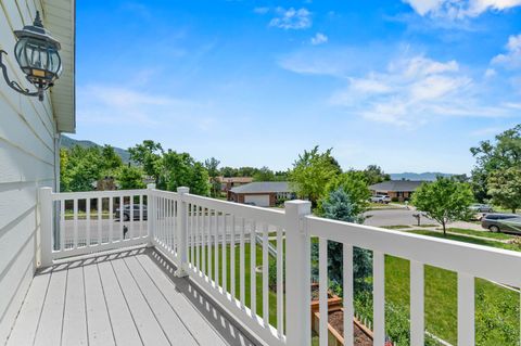 Tiny photo for 789 E SHERWOOD DR, Kaysville, UT 84037 (MLS # 2161708)