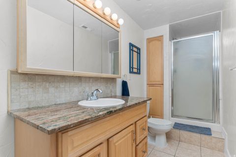 Tiny photo for 789 E SHERWOOD DR, Kaysville, UT 84037 (MLS # 2161708)
