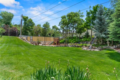 Tiny photo for 789 E SHERWOOD DR, Kaysville, UT 84037 (MLS # 2161708)