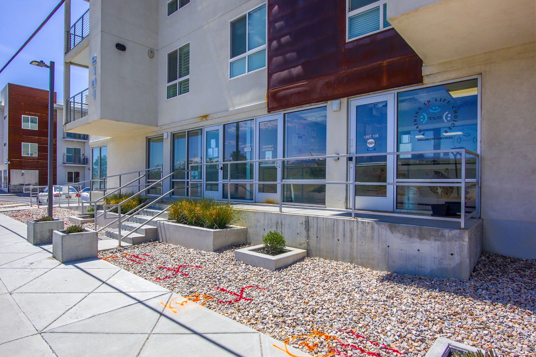 FALCON RIDGE - Residential