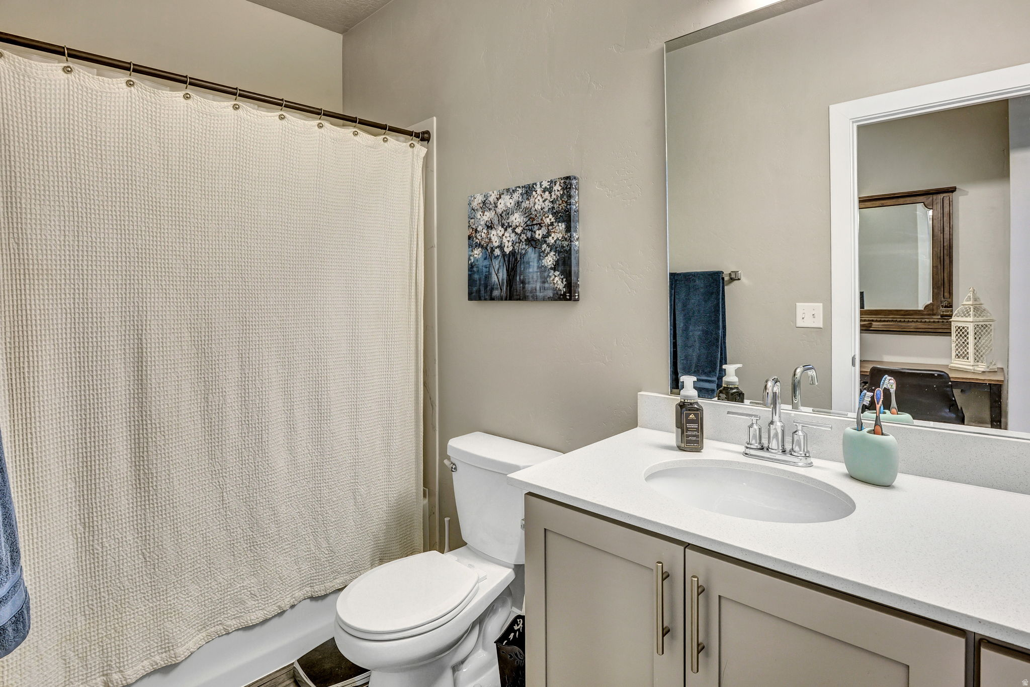 FALCON RIDGE - Residential