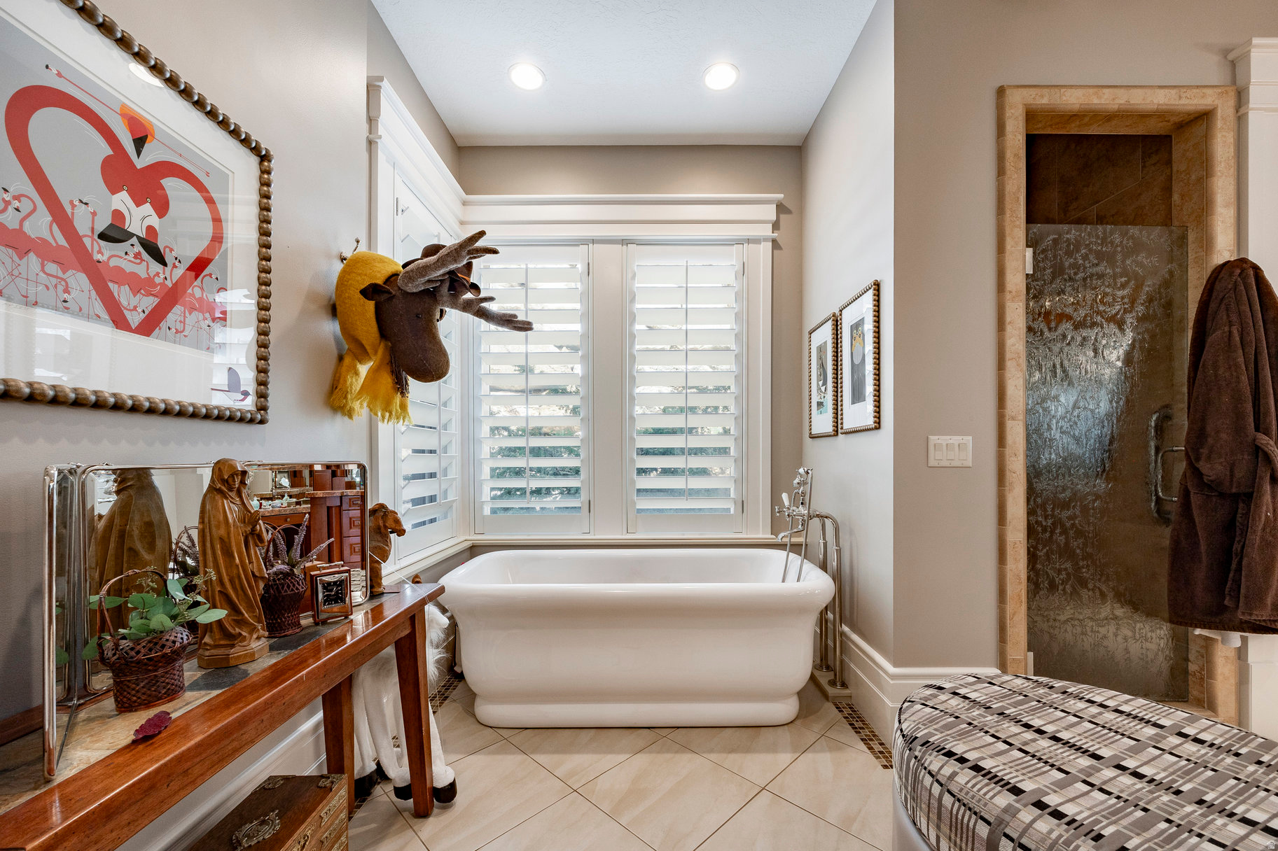 SCENIC CIRCLE - Residential