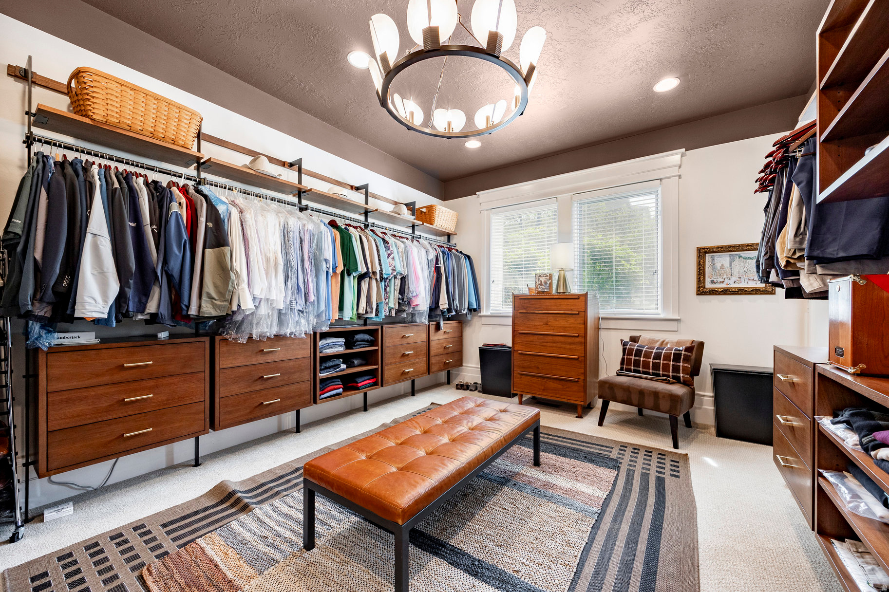 SCENIC CIRCLE - Residential