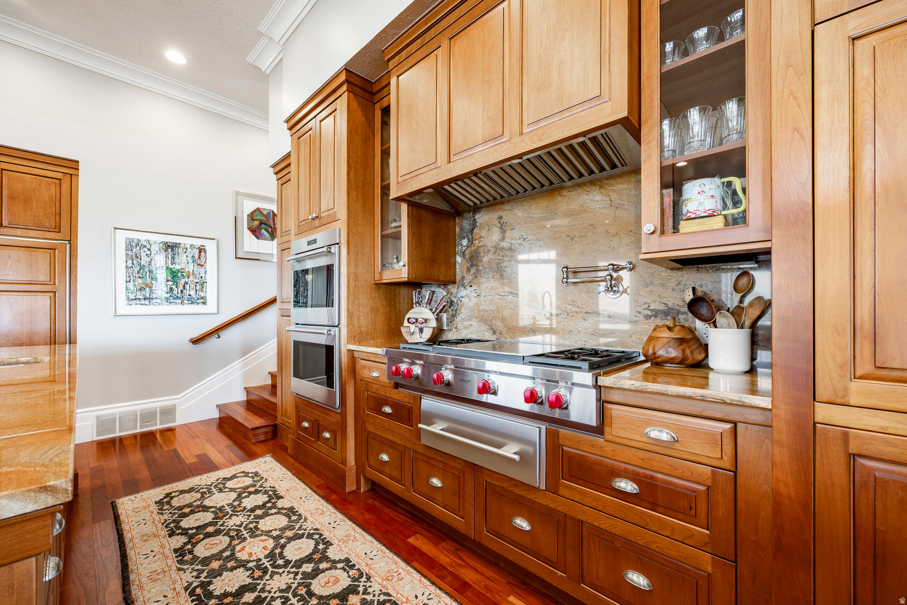 SCENIC CIRCLE - Residential