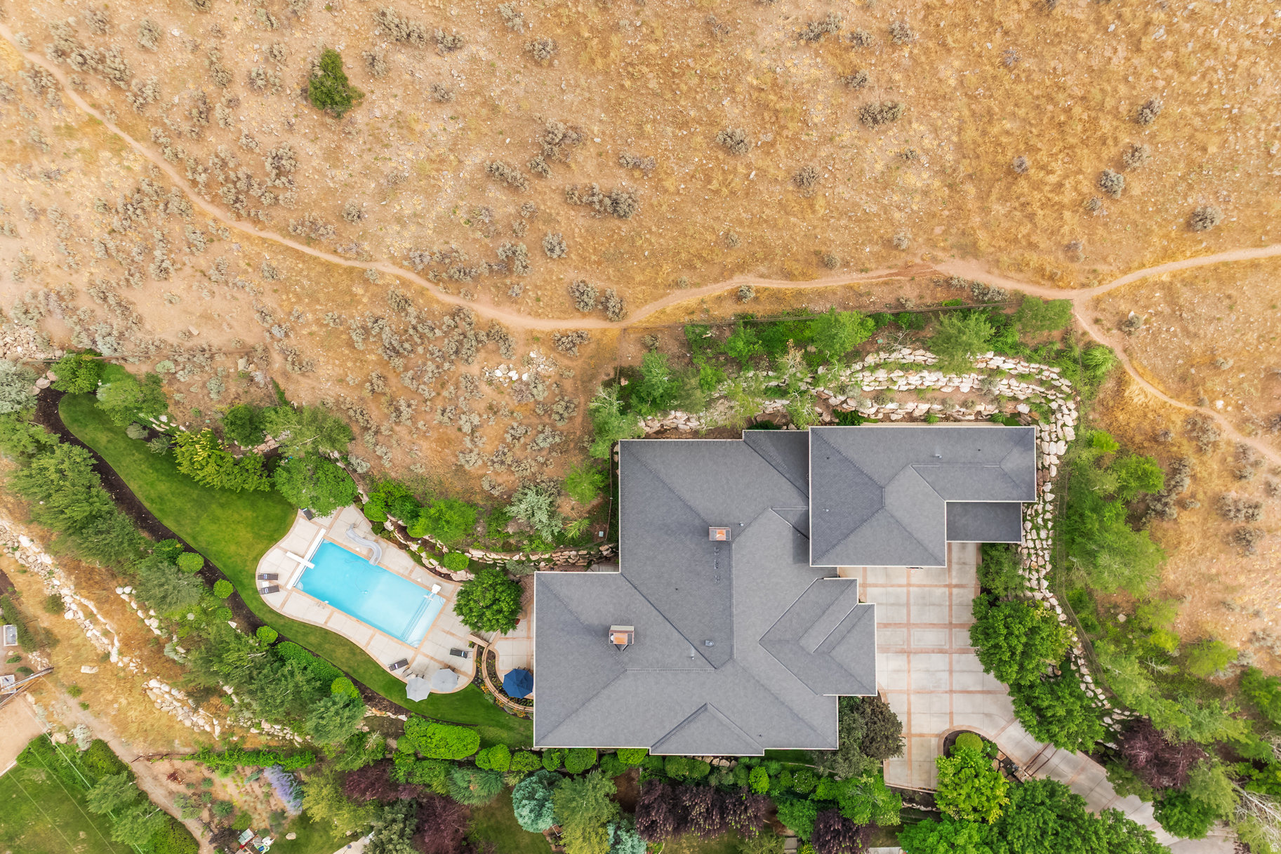 SCENIC CIRCLE - Residential