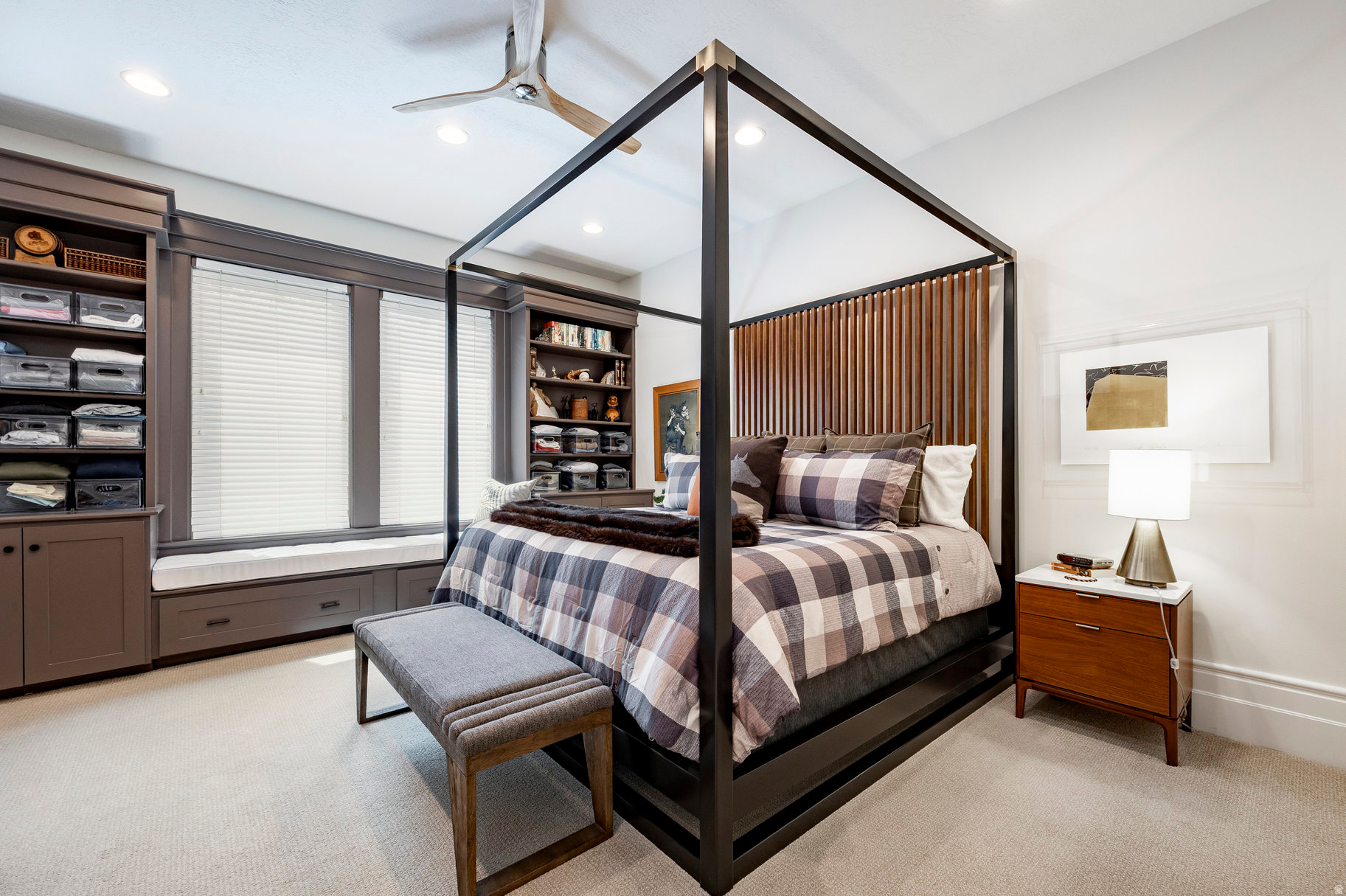 SCENIC CIRCLE - Residential