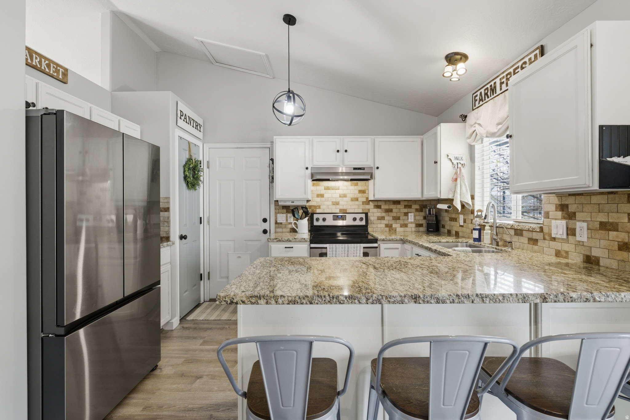 SOUTH WILLOW ESTATES - Residential