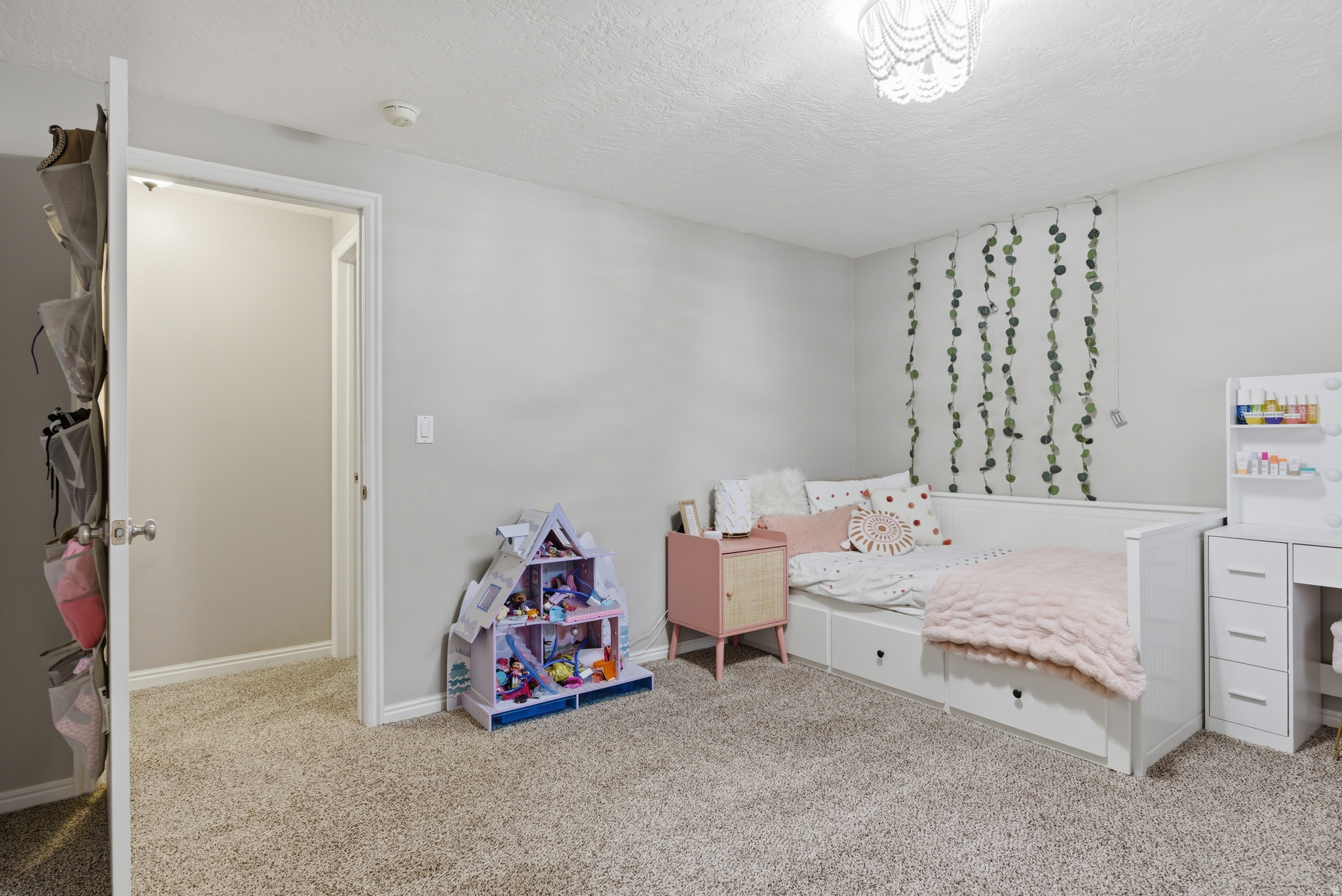 SOUTH WILLOW ESTATES - Residential