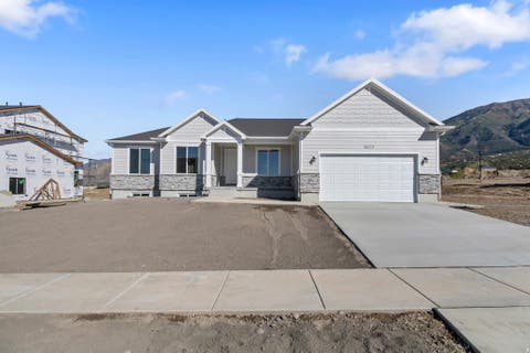 Tiny photo for 660 S 50 E, Hyde Park, UT 84341 (MLS # 2179129)