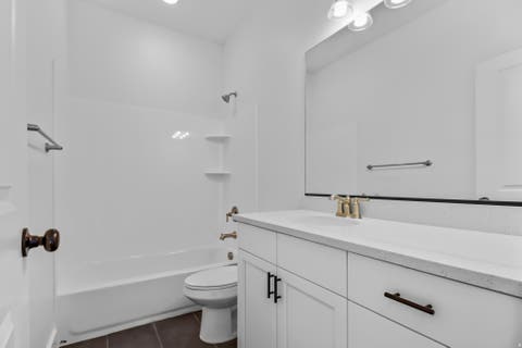 Tiny photo for 660 S 50 E, Hyde Park, UT 84341 (MLS # 2179129)