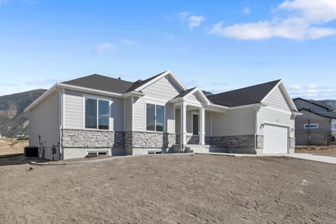 Tiny photo for 660 S 50 E, Hyde Park, UT 84341 (MLS # 2179129)