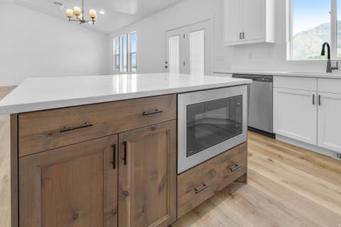 Tiny photo for 660 S 50 E, Hyde Park, UT 84341 (MLS # 2179129)