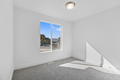Tiny photo for 660 S 50 E, Hyde Park, UT 84341 (MLS # 2179129)