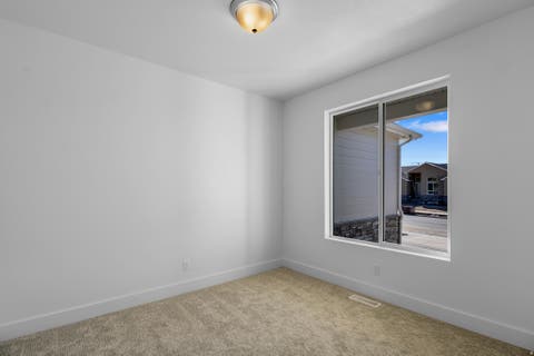 Tiny photo for 660 S 50 E, Hyde Park, UT 84341 (MLS # 2179129)