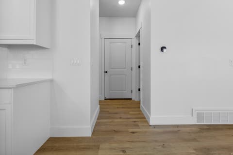 Tiny photo for 660 S 50 E, Hyde Park, UT 84341 (MLS # 2179129)