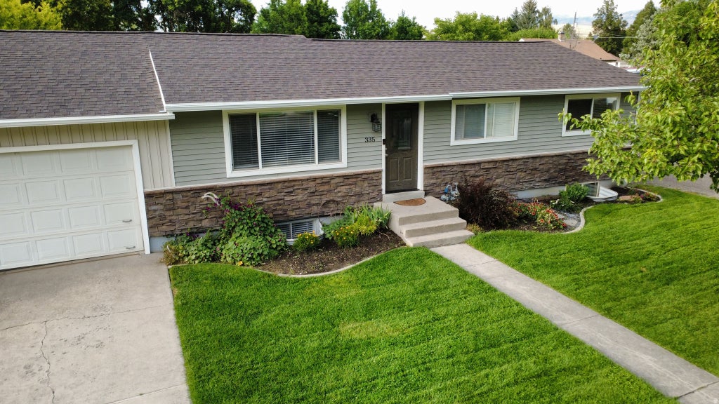 Photo of 335 W CENTER ST, Smithfield, UT 84335 (MLS # 2176820)