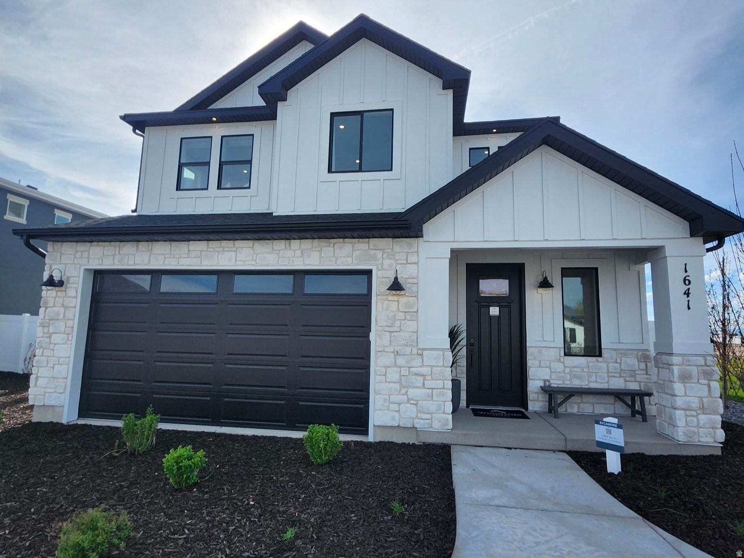 HARMONY PLACE - Residential