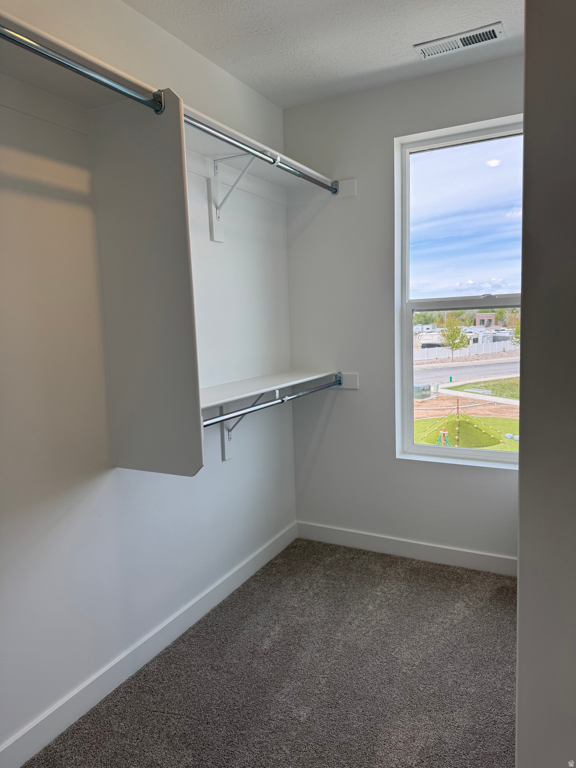 TRAILSIDE - Residential