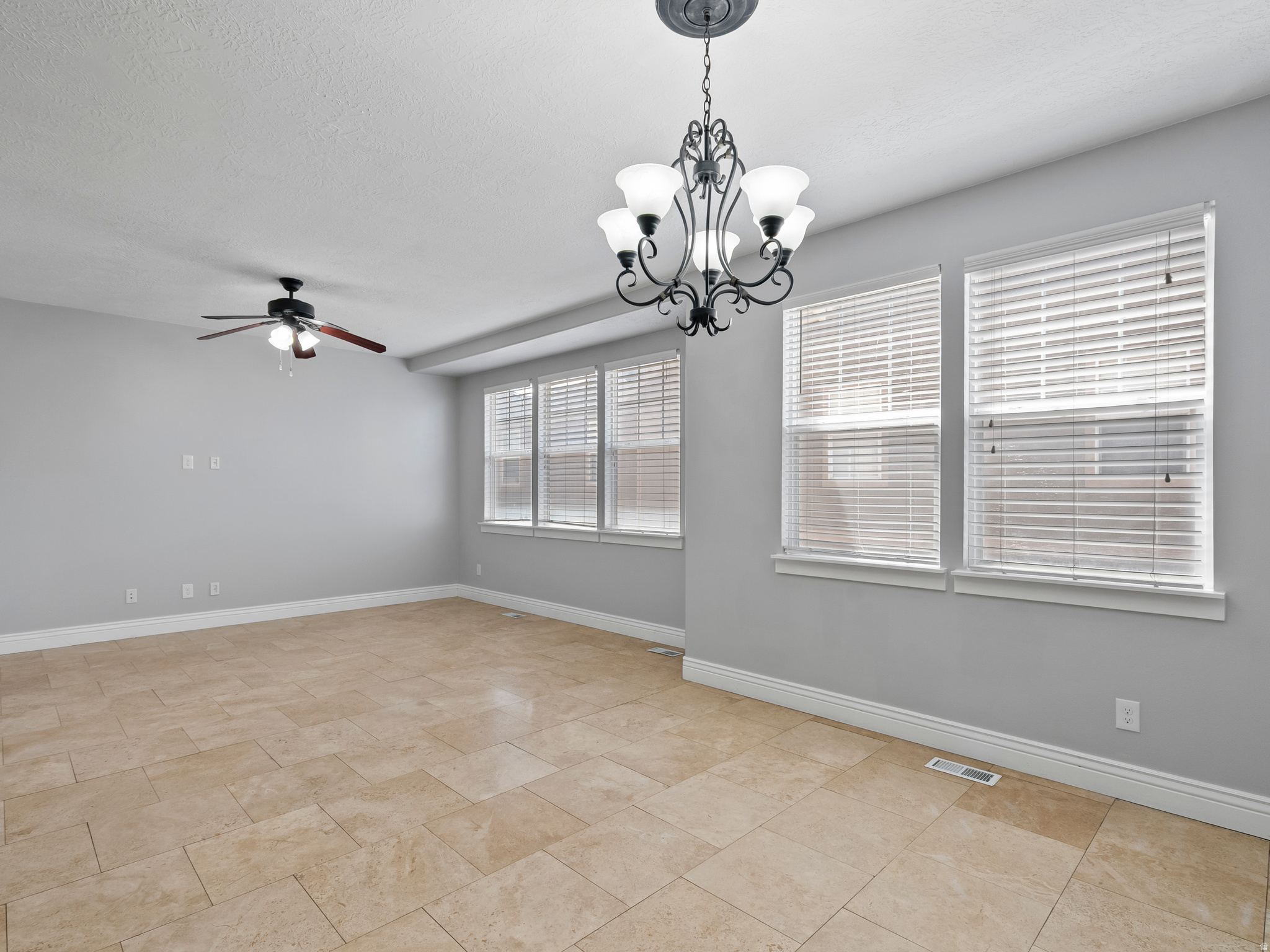 GABLES AT STERLING - Residential