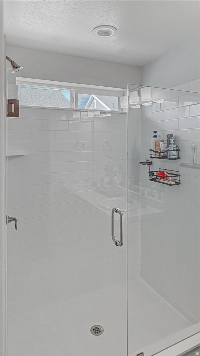 QUAILHILL - Residential