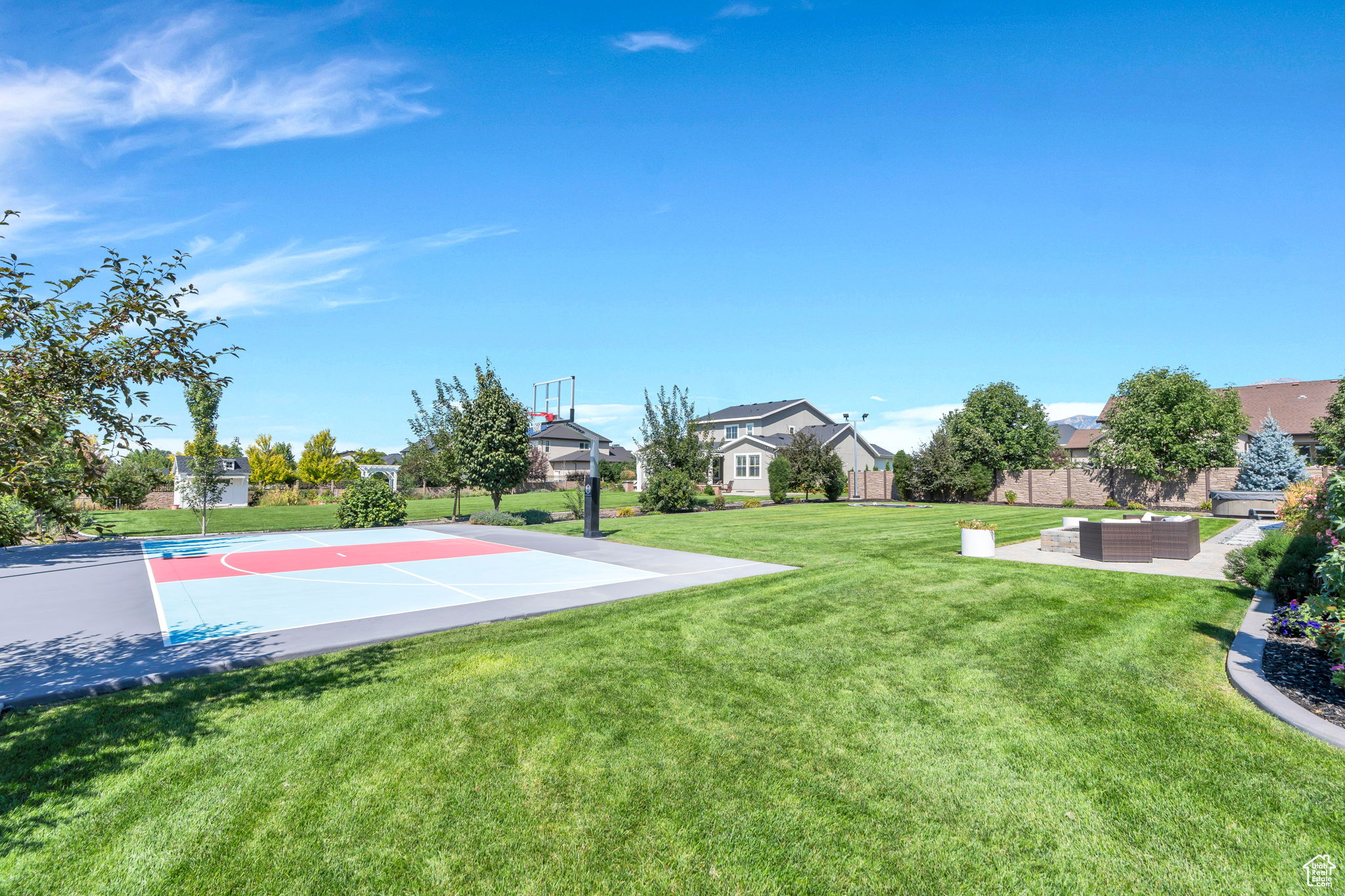 MANILA CREEK ESTATES PLAT B - Residential