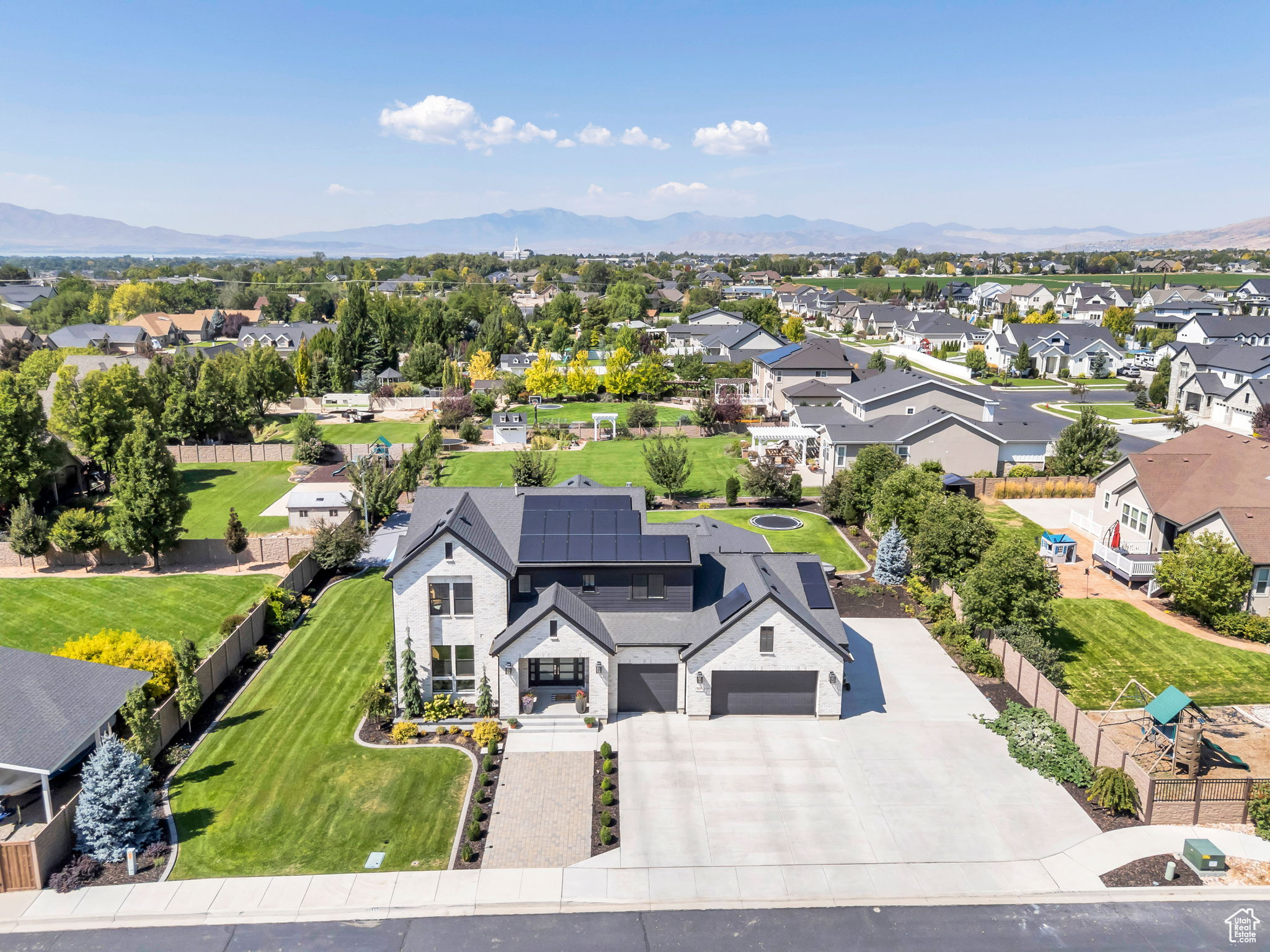 MANILA CREEK ESTATES PLAT B - Residential