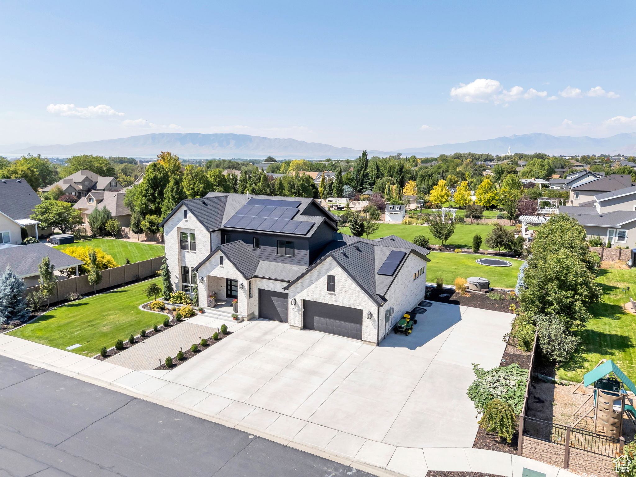 MANILA CREEK ESTATES PLAT B - Residential