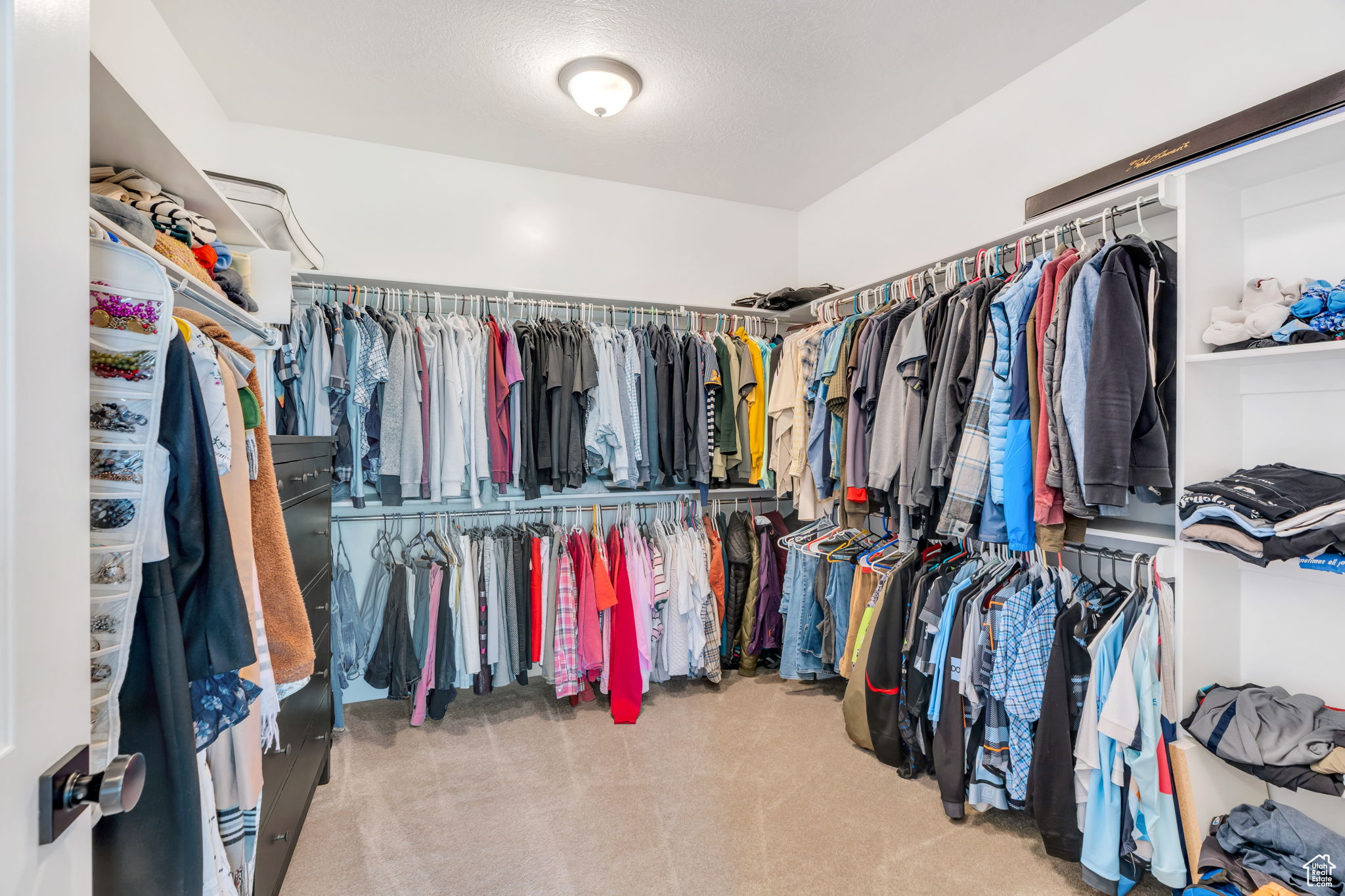 MANILA CREEK ESTATES PLAT B - Residential