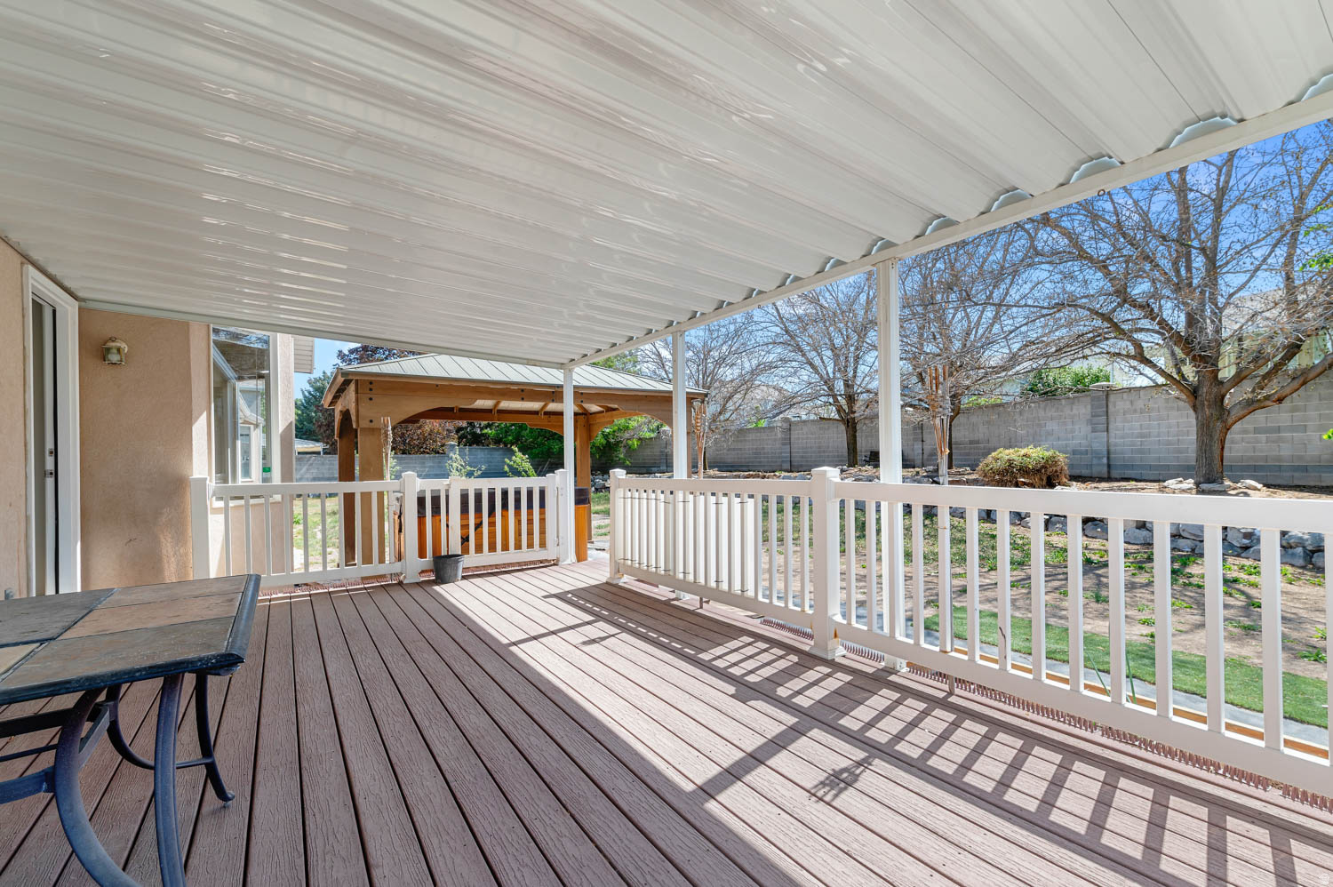 MEADOWS - Residential