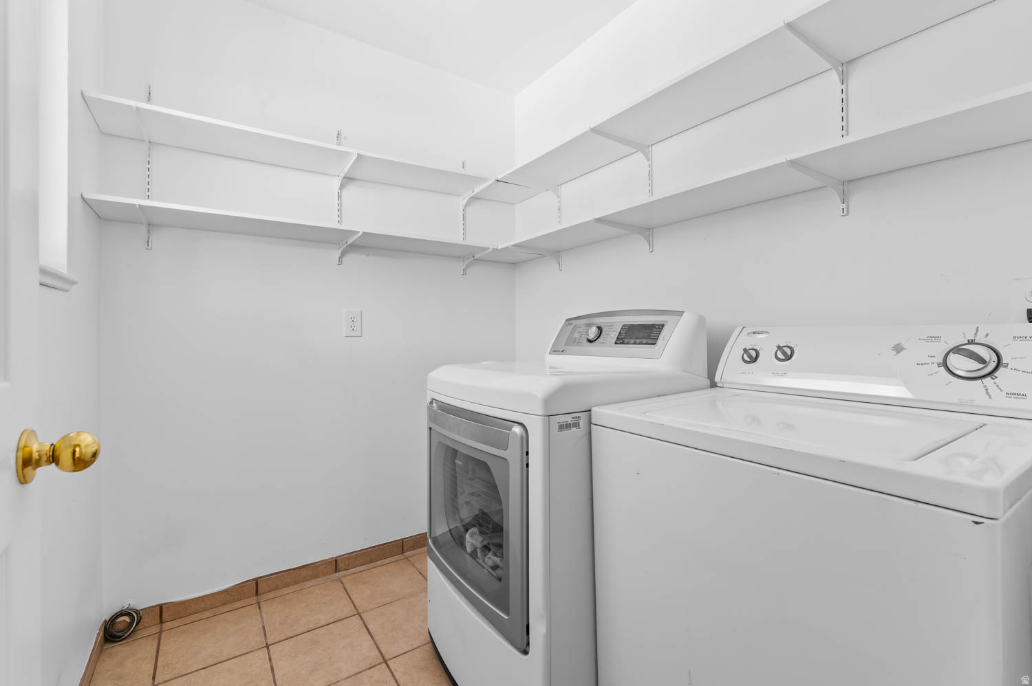 MEADOWS - Residential