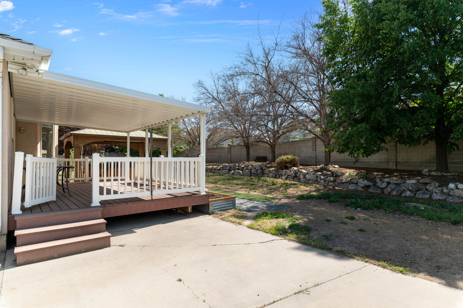 MEADOWS - Residential