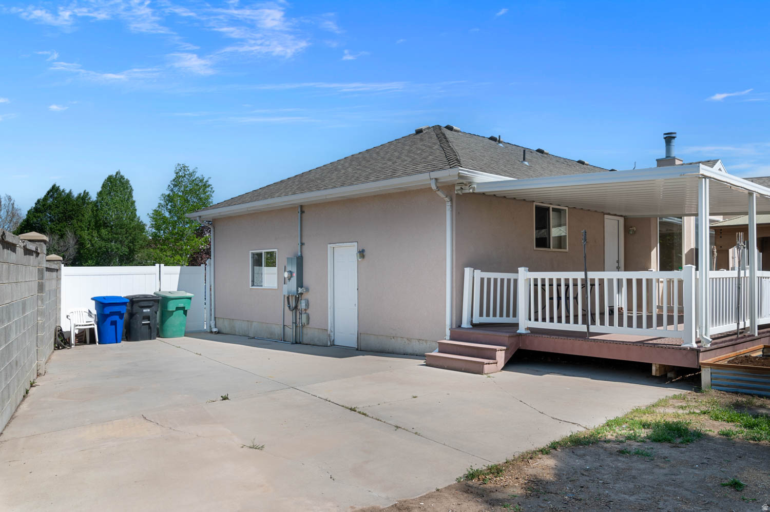 MEADOWS - Residential