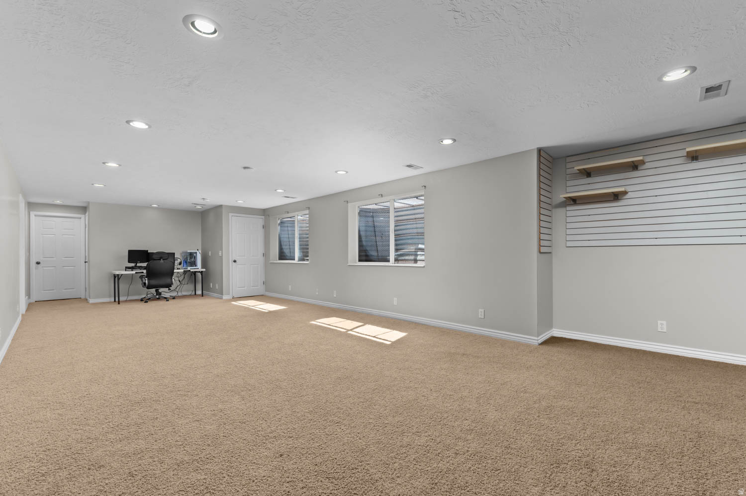 MEADOWS - Residential
