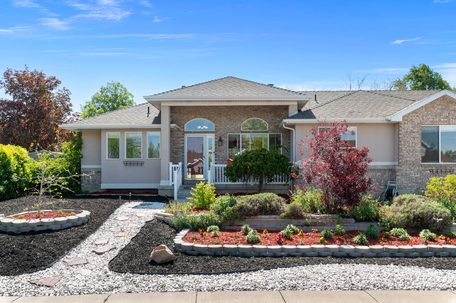 MEADOWS - Residential