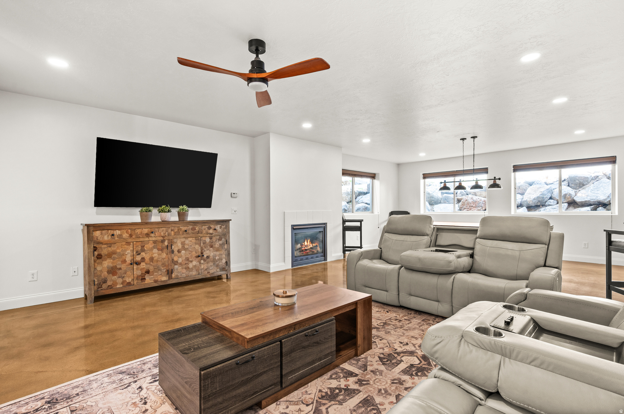 BAKERS COVE - Residential