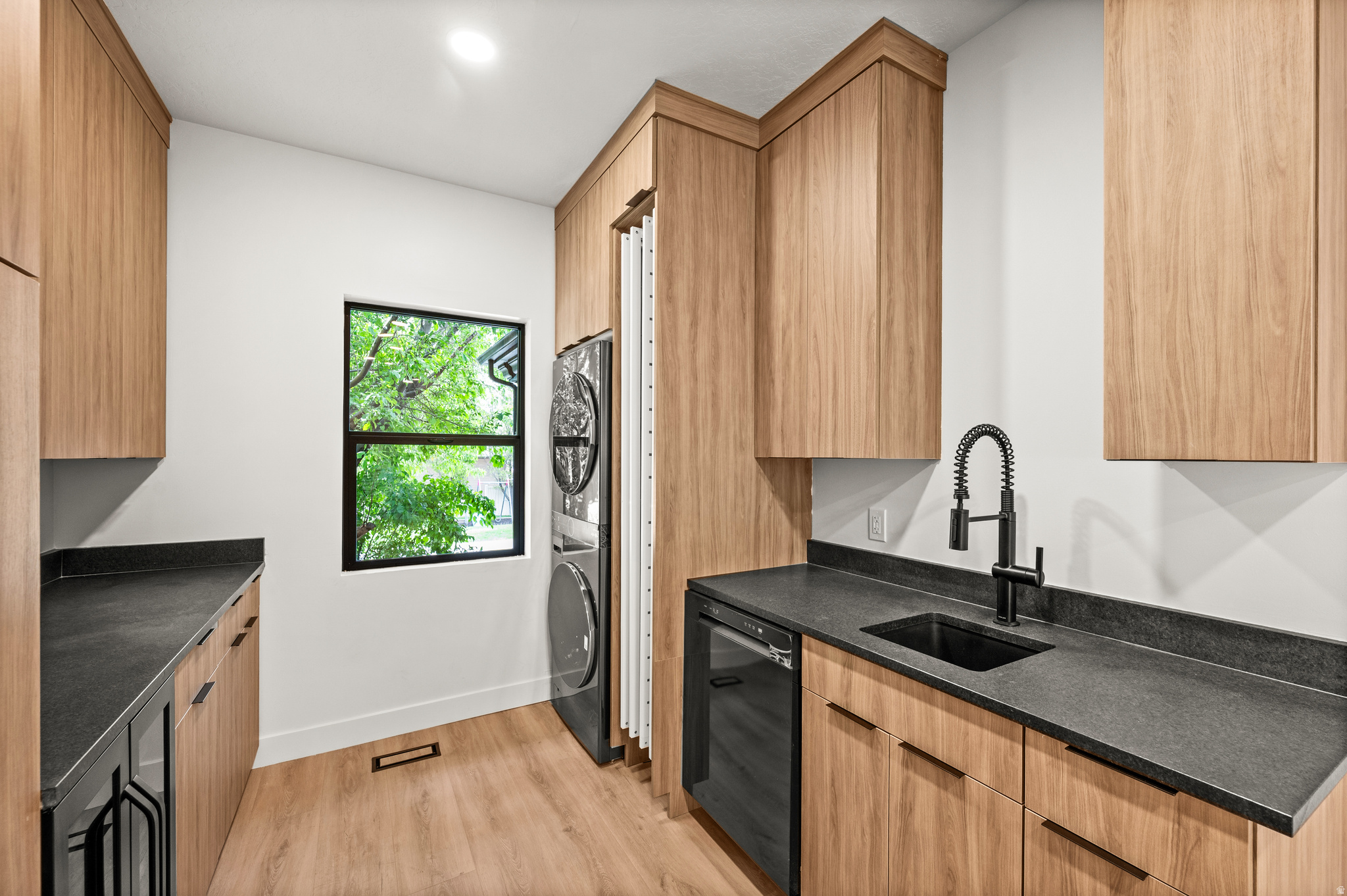 BAKERS COVE - Residential