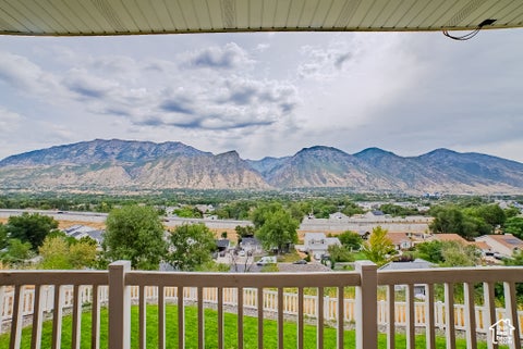Townhouse For Sale - 1555 S 850<br/> Orem, UT 84097