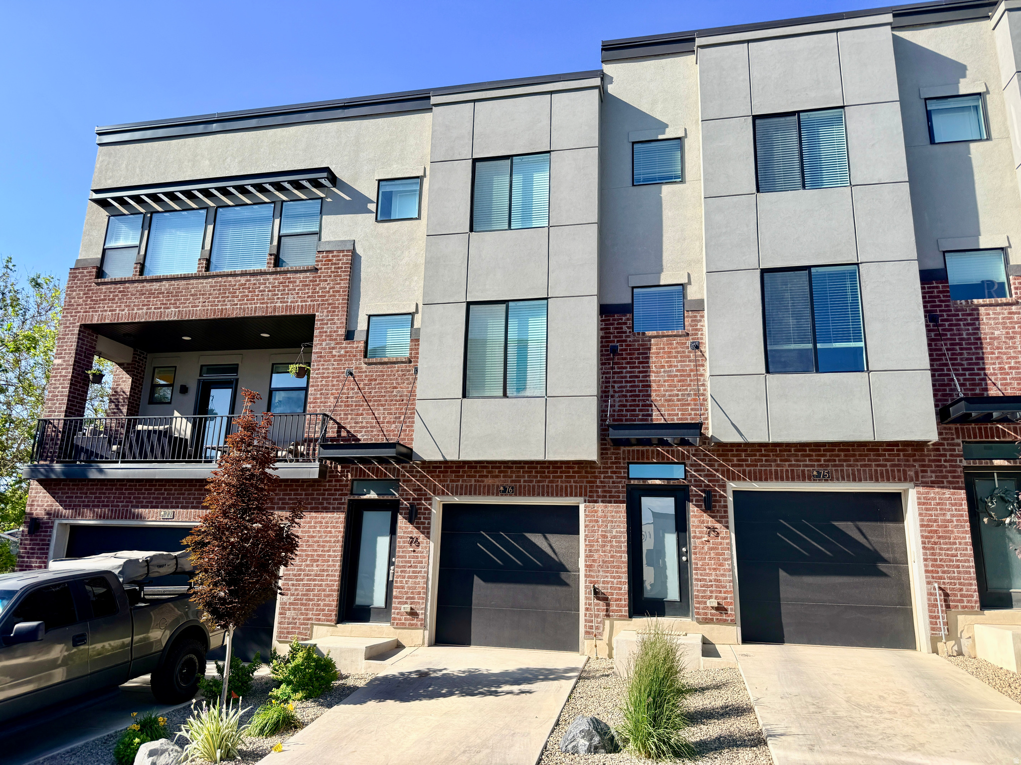PARK LOFTS - Residential