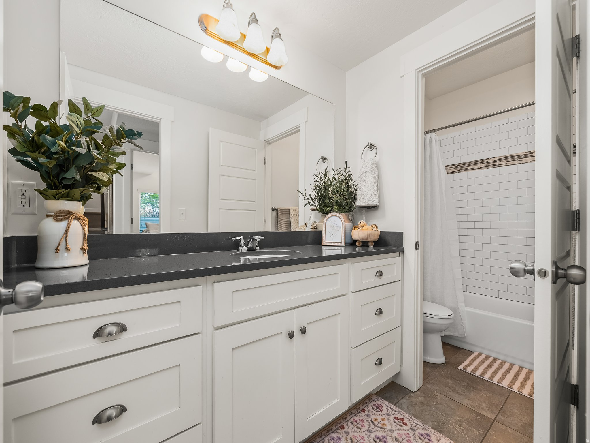 HARRISON HEIGHTS - Residential
