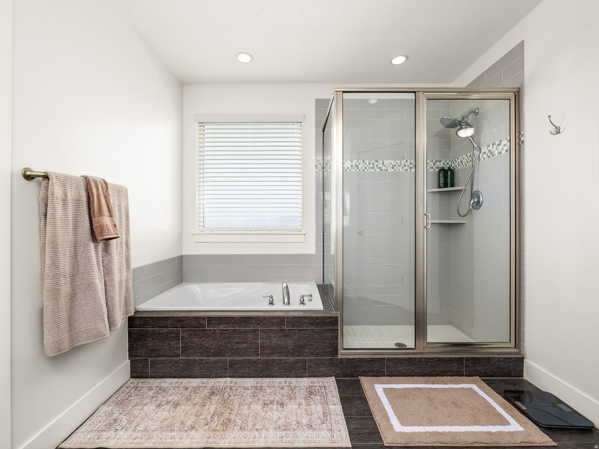HARRISON HEIGHTS - Residential