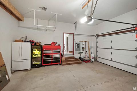 Tiny photo for 8817 E MOUNTAIN VALLEY DR S, Huntsville, UT 84317 (MLS # 2097648)