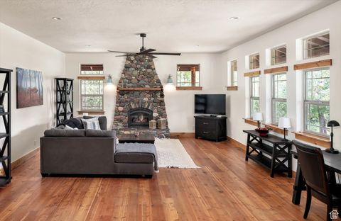 Tiny photo for 8817 E MOUNTAIN VALLEY DR S, Huntsville, UT 84317 (MLS # 2097648)