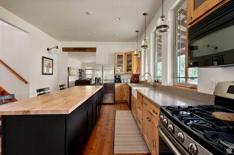 Tiny photo for 8817 E MOUNTAIN VALLEY DR S, Huntsville, UT 84317 (MLS # 2097648)