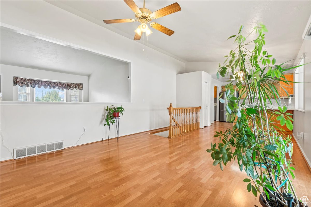 CHERRY HOLLOW - Residential