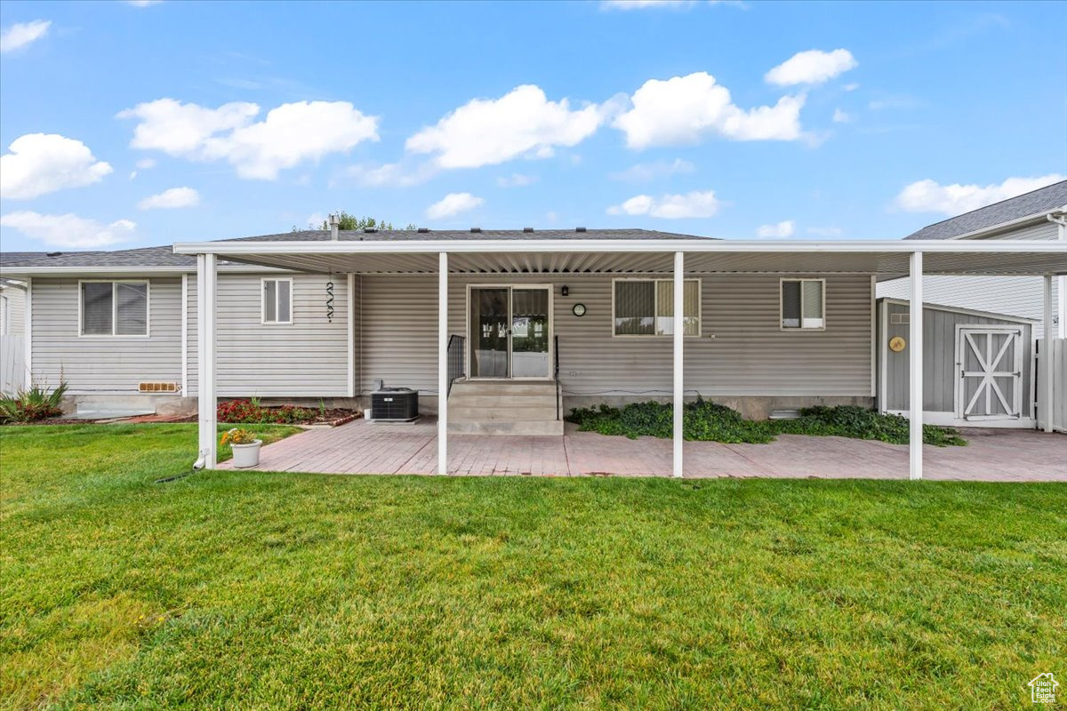 CHERRY HOLLOW - Residential