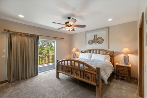 Tiny photo for 755 S ZION RIDGE RD, Orderville, UT 84758 (MLS # 2134938)