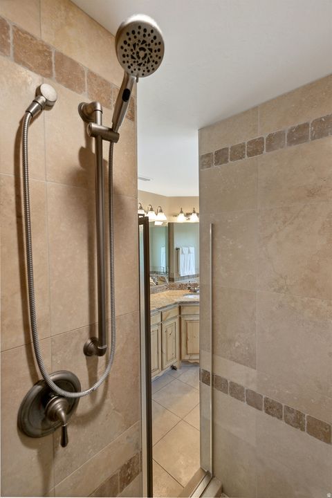 Tiny photo for 755 S ZION RIDGE RD, Orderville, UT 84758 (MLS # 2134938)